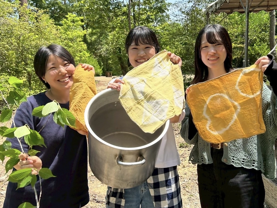 講演会「絵本の魅力」＆草木染で自然の恵みを体験しよう