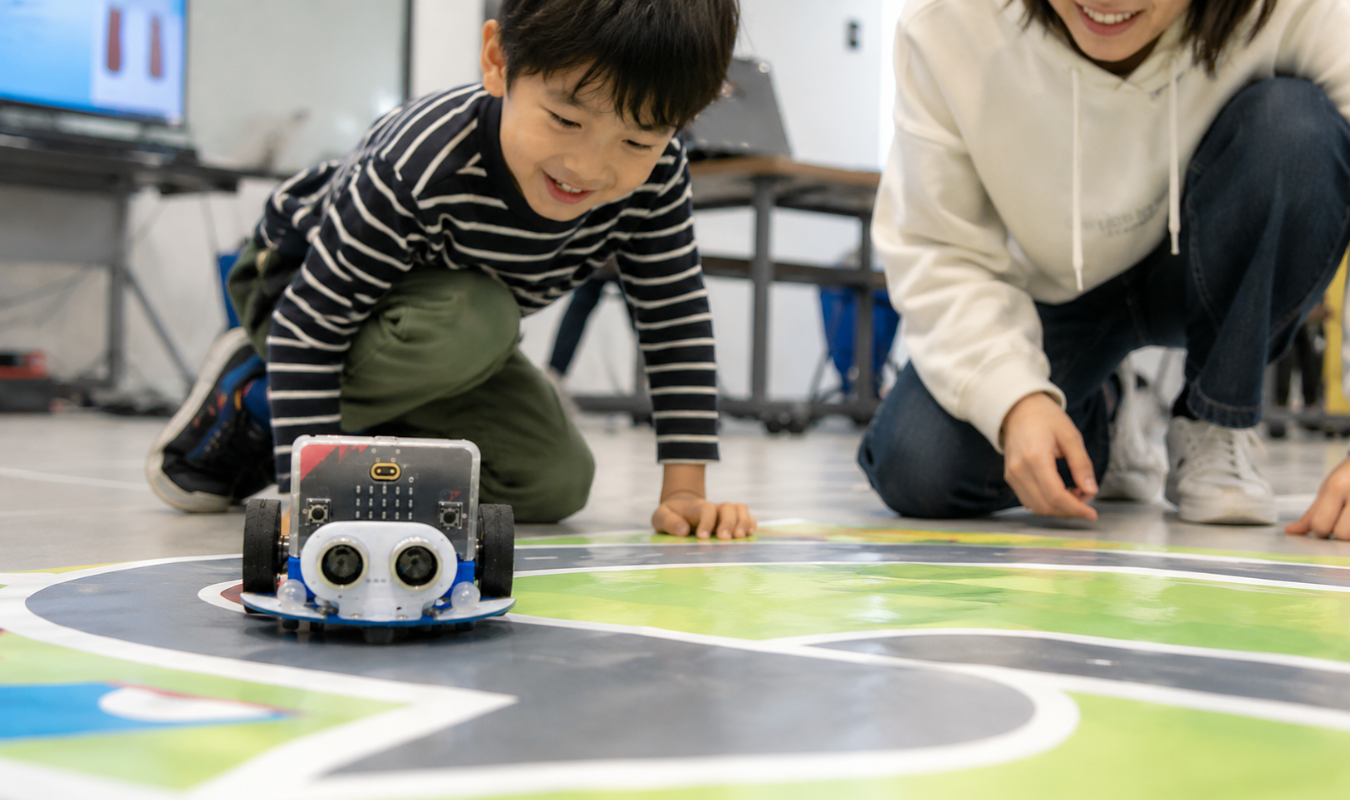 親子で体験！わくわくICTチャレンジ