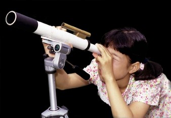 天体望遠鏡を作って宇宙を見よう